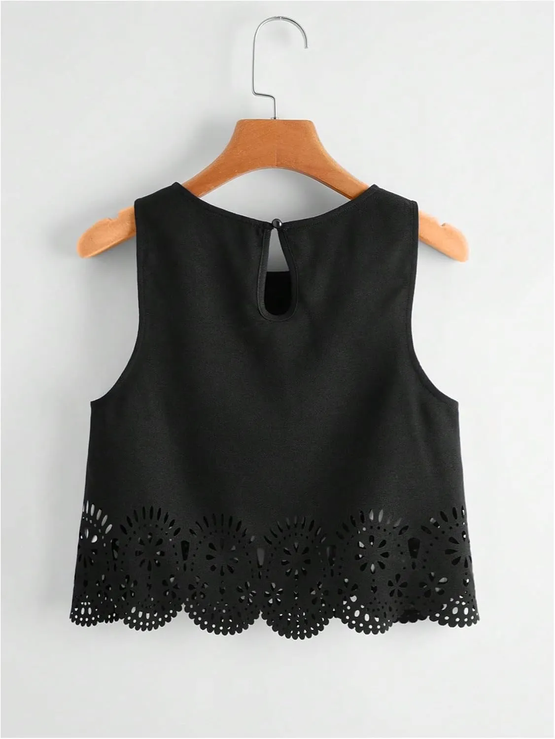 SOLY HUX Women's Summer Tank Tops Hollow Out Scallop Trim Sleeveless Vest Crop Top