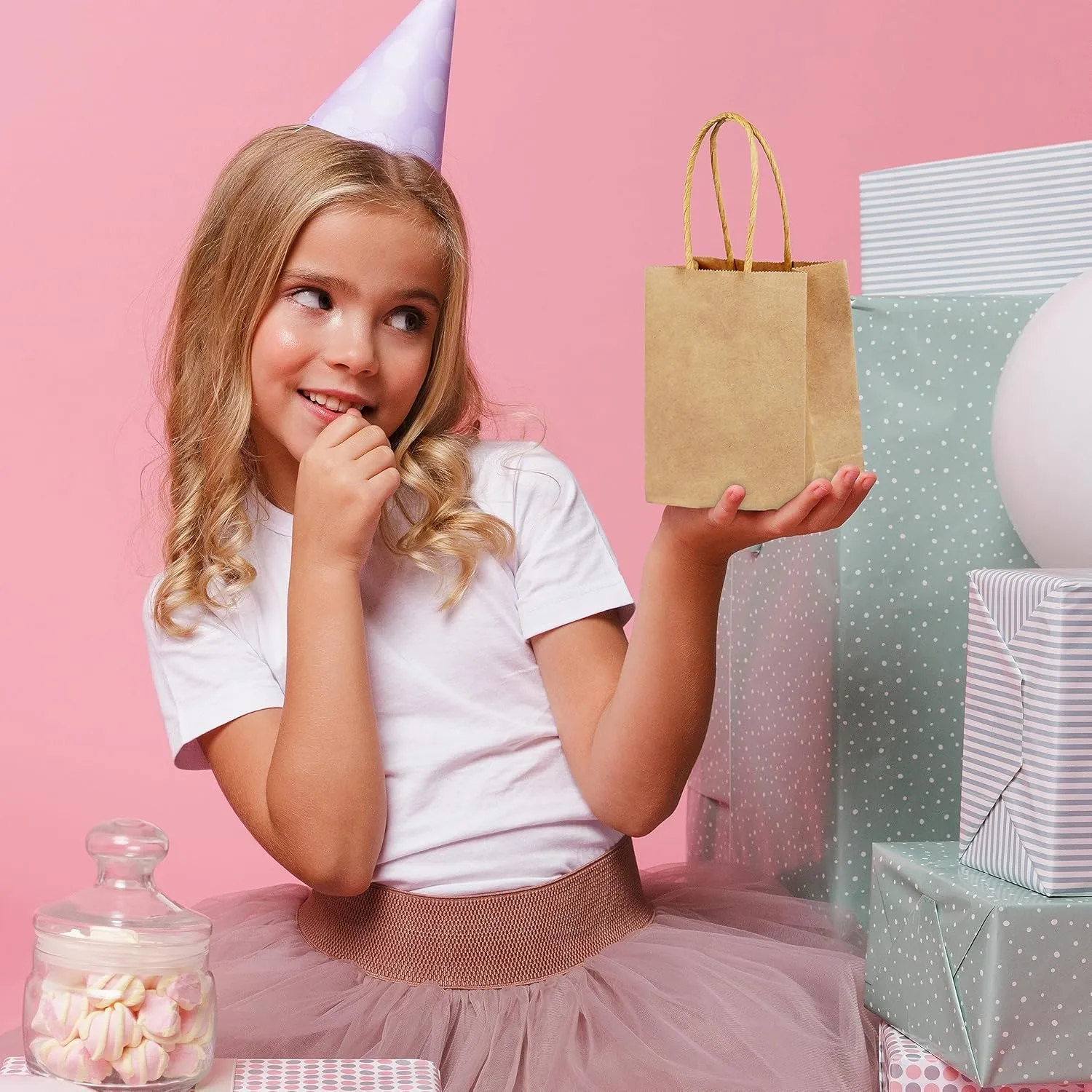 SPERPAND 30Pcs Mini Kraft Gift Bags - 6.5" Small Brown Paper Bags for Birthday, Baby Shower, Christmas, Wedding, Party Favor Bag