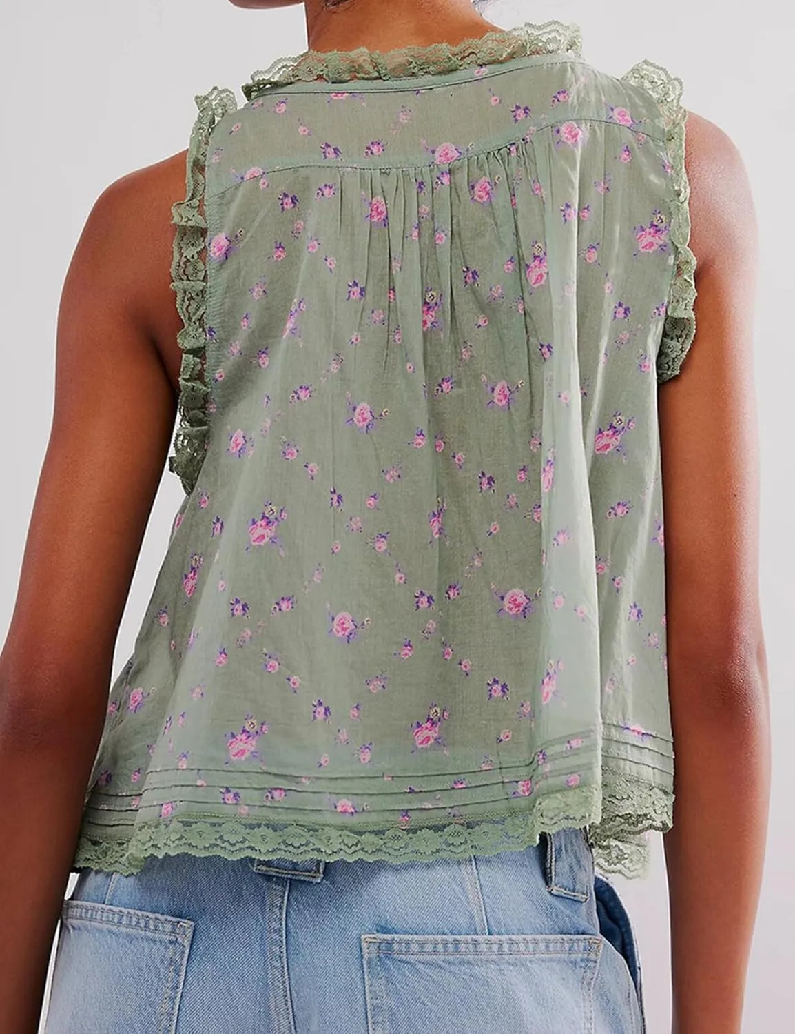 Yimoon Women Lace Trim Tank Tops Front Tie Button Front Crop Vest Y2K Going Out Tops Cute Summer Cami Sleeveless Shirt